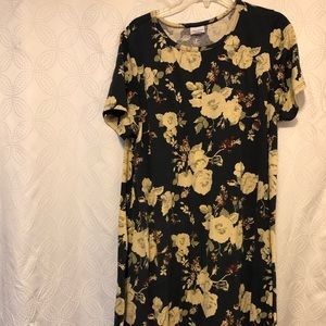 Lularoe Carly dress